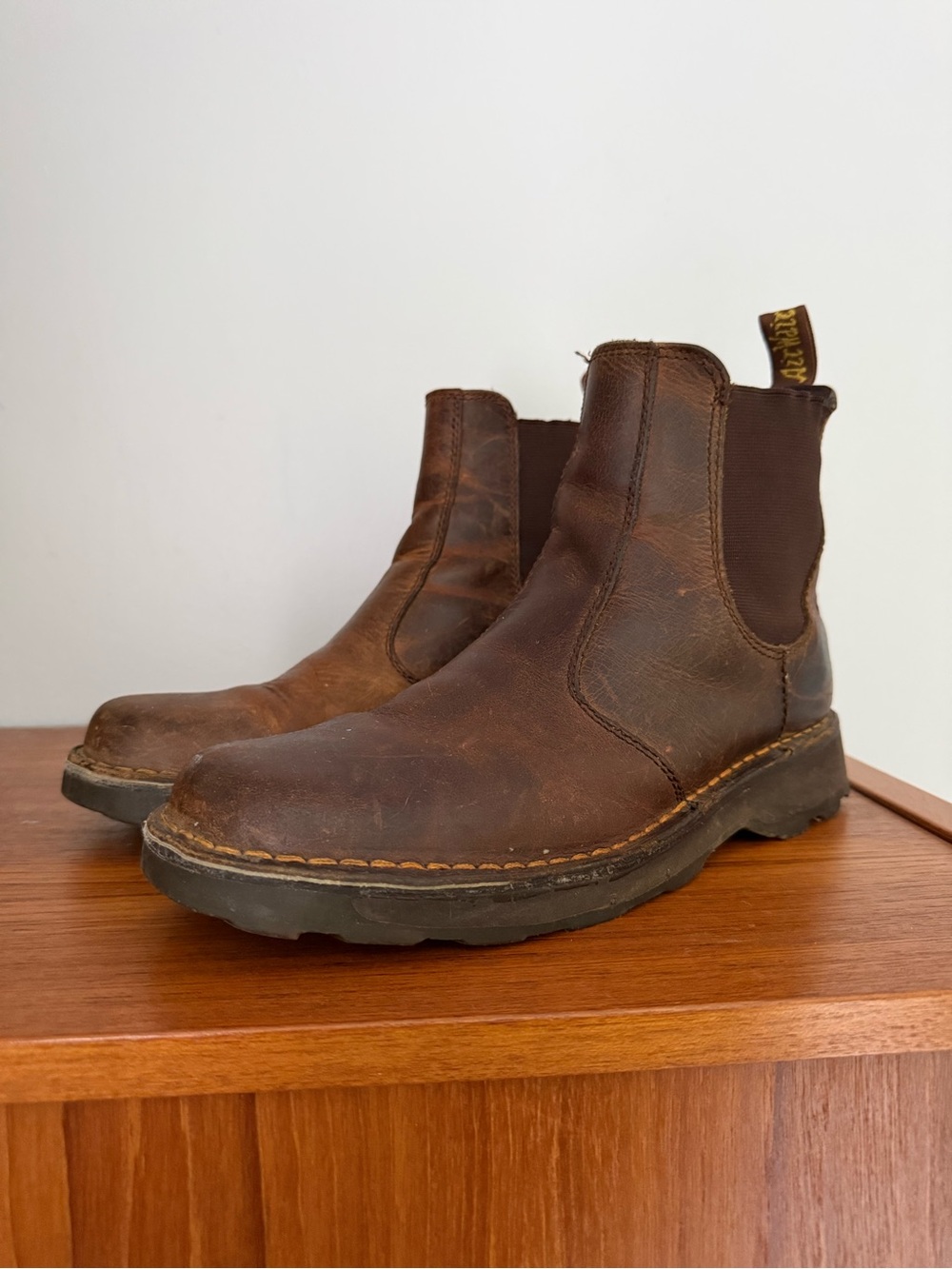 DR MARTEN | mens Walt Chelsea boots